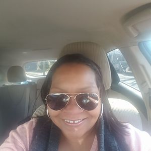 Meet your Posher, Rolica